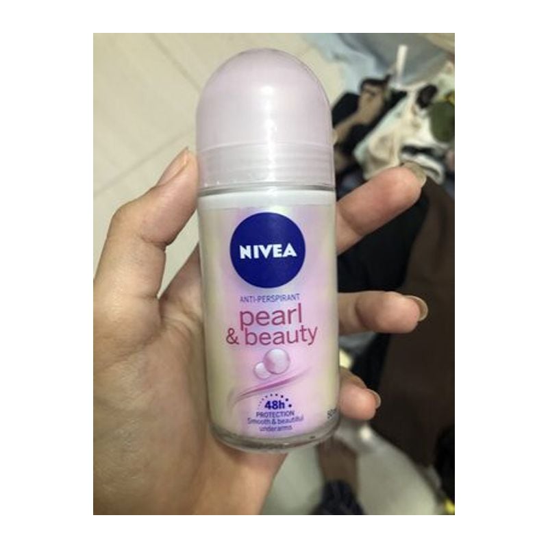 Nivea Roll On Womens Pearl & Beauty 50ml